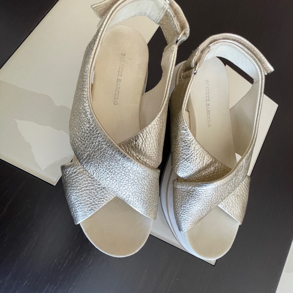 Manuel Barcelo wedge leather  sandals with adjustable closure. Size 6.